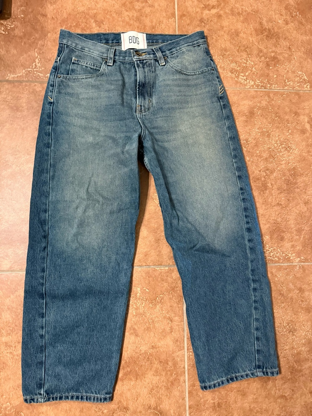 BDG Relaxed Straight-Leg Jeans in Medium Blue - tear on backside (needs sewing)